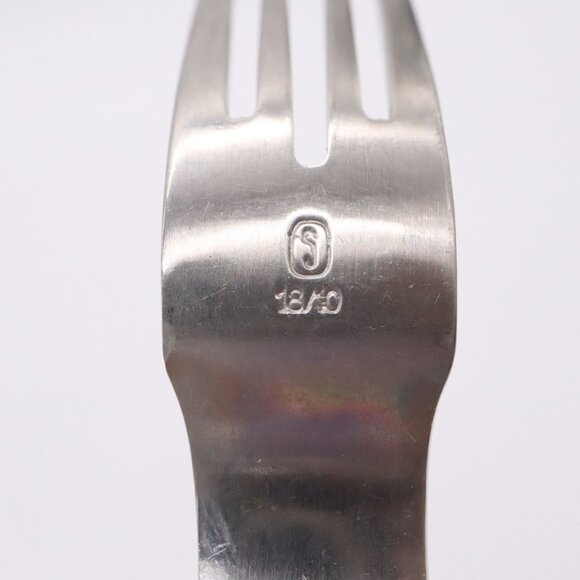 24 Pc Gourmet Settings "Pure" 18/10 Stainless Steel Service for 4 Plus Extras - Picture 2 of 10